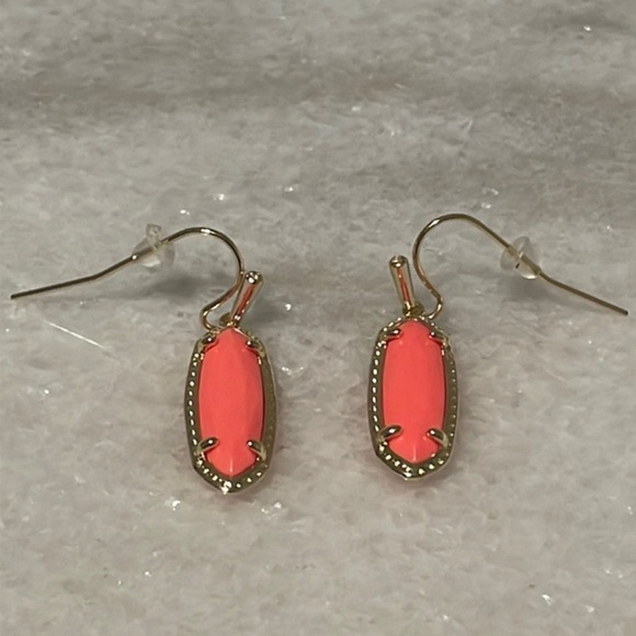 Kendra Scott Eleanor Small Drop Earring Coral Gold stone Fashion Jewelry New - Picture 1 of 5